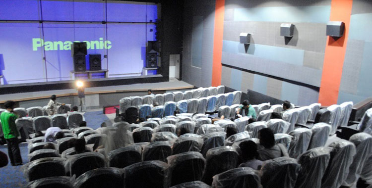 rupasi cinema hall agartala ticket booking